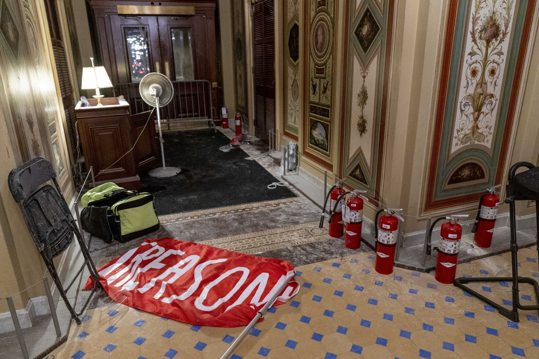 Capitol Riot Images of the Day